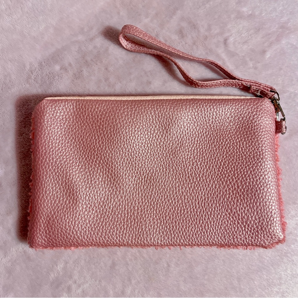 Pink Fuzzy Large Daisy Wristlet Bag - Picture 3 of 10